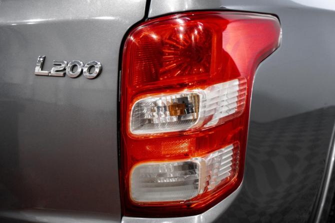 Mitsubishi L200 V с пробегом 2016 года, цена 1 999 000 рублей, 218000 км, offers.body_type.unknown, Автокод Объявления