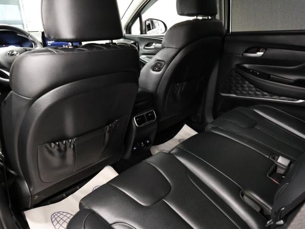 Hyundai Santa Fe IV Рестайлинг с пробегом 2021 года, цена 2 989 000 рублей, 122276 км, внедорожник, Автокод Объявления