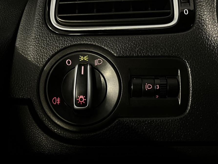Volkswagen Polo V Рестайлинг Великий Новгород  - изображение 22