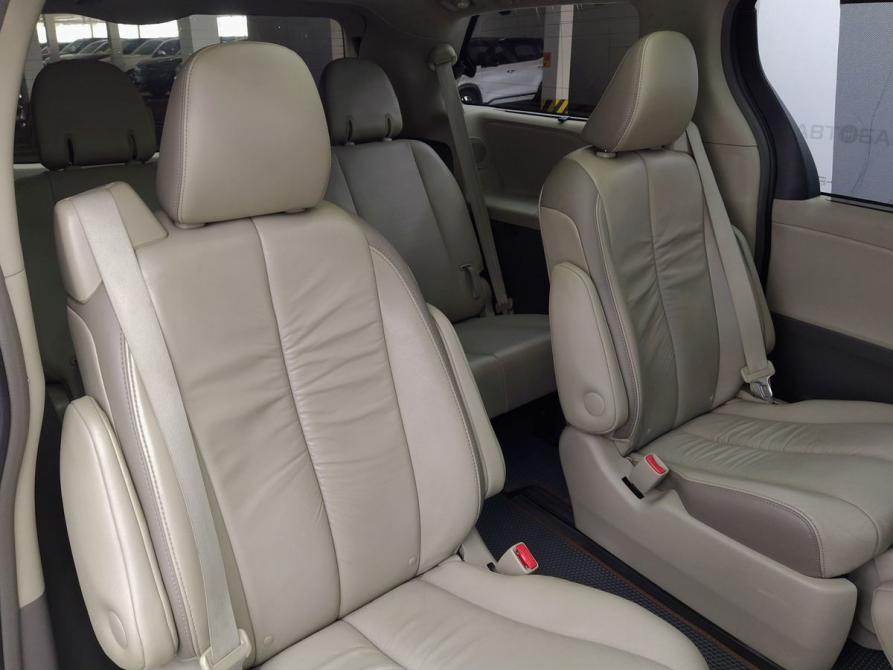 Toyota Sienna III Екатеринбург  - изображение 25