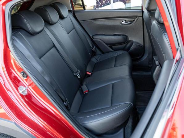 Kia Rio IV Рестайлинг с пробегом 2021 года, цена 1 740 000 рублей, 81999 км, хэтчбек, Автокод Объявления