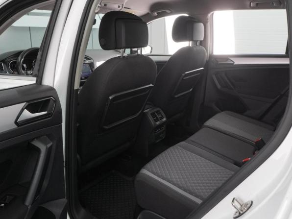 Volkswagen Tiguan II с пробегом 2017 года, цена 2 329 000 рублей, 184377 км, внедорожник, Автокод Объявления