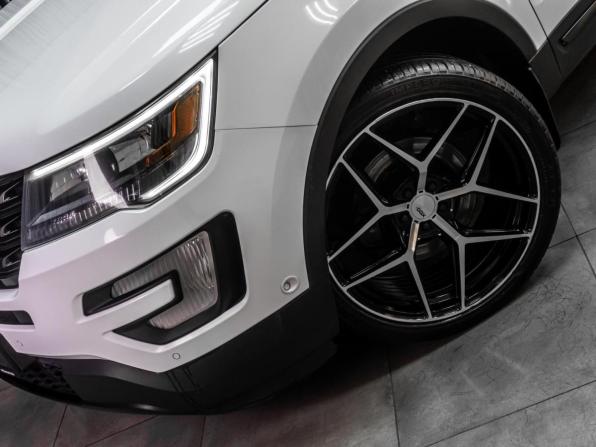 Ford Explorer V Рестайлинг с пробегом 2016 года, цена 2 899 000 рублей, 208054 км, внедорожник, Автокод Объявления