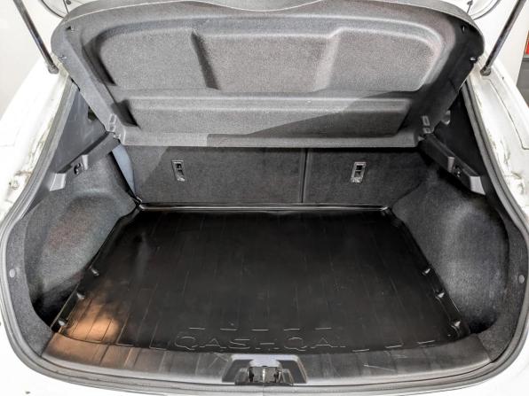 Nissan Qashqai II с пробегом 2018 года, цена 1 870 000 рублей, 124810 км, внедорожник, Автокод Объявления