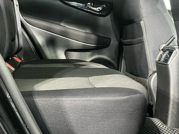 Nissan Qashqai II с пробегом 2017 года, цена 1 745 000 рублей, 134244 км, внедорожник, Автокод Объявления