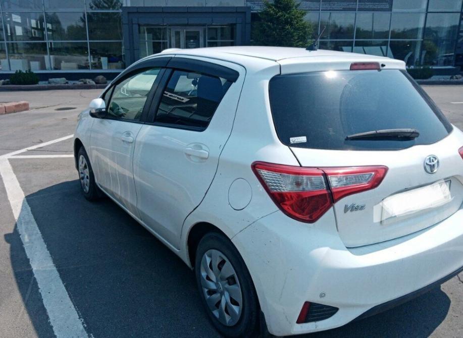Toyota Vitz III (XP130) Рестайлинг Кемерово  - изображение 3