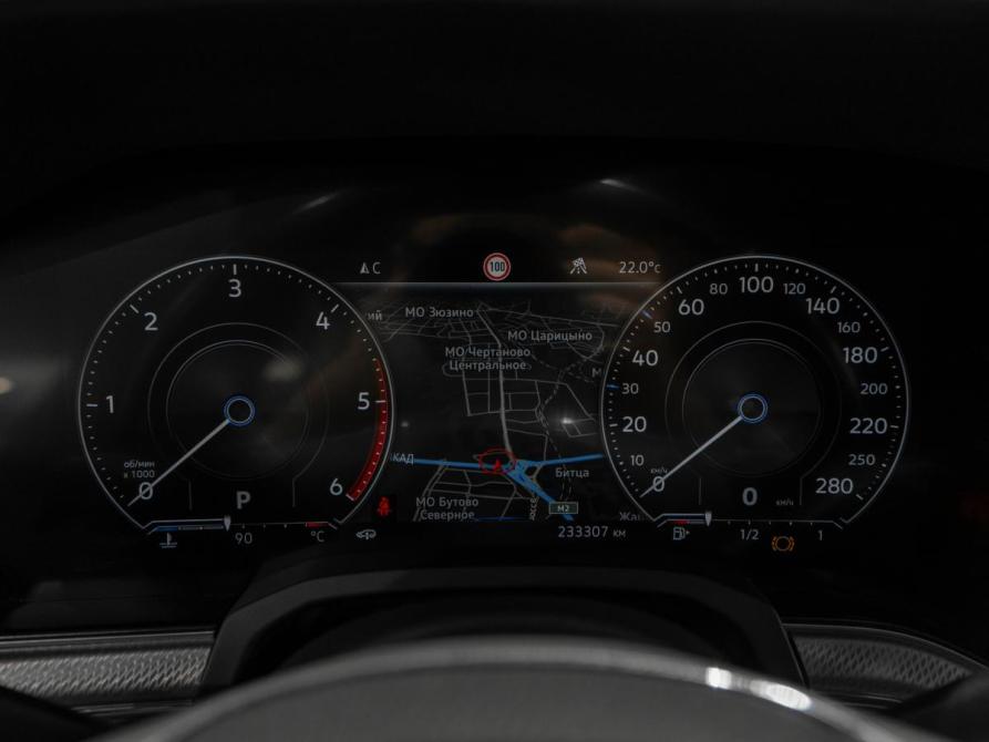 Volkswagen Touareg III Москва  - изображение 11
