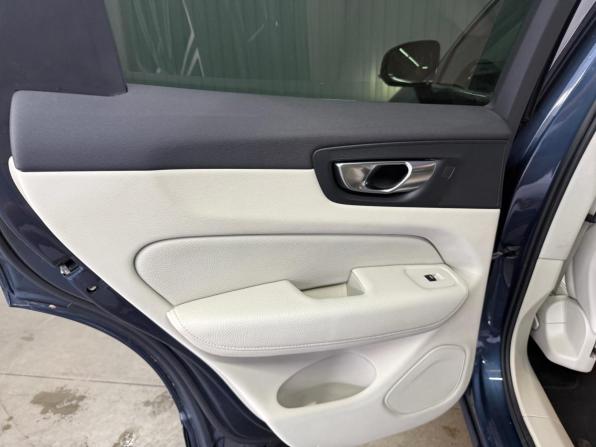 Volvo XC60 II с пробегом 2021 года, цена 3 527 000 рублей, 114863 км, внедорожник, Автокод Объявления