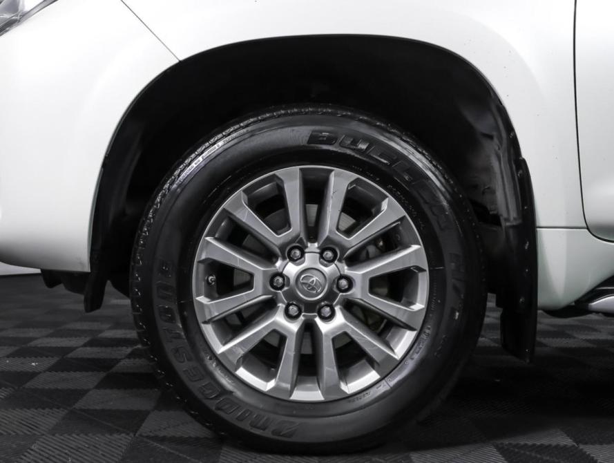 Toyota Land Cruiser Prado 150 Series Рестайлинг 2 Москва  - изображение 27