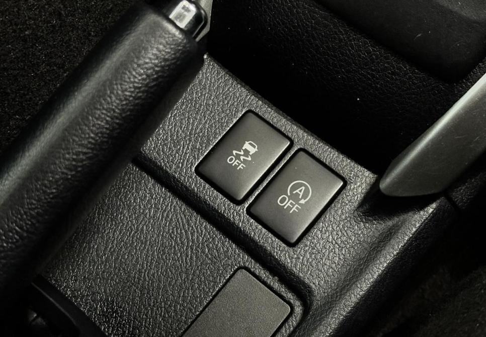 Toyota Corolla XI (E160 E170) Рестайлинг 2 Набережные Челны  - изображение 17