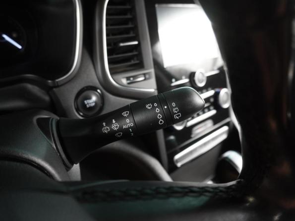 Renault Talisman I с пробегом 2018 года, цена 1 649 000 рублей, 162211 км, универсал, Автокод Объявления