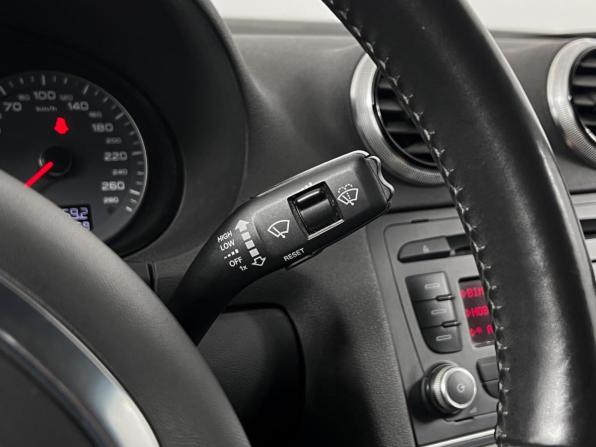 Audi A3 II (8P) Рестайлинг 2 с пробегом 2010 года, цена 1 574 900 рублей, 84069 км, кабриолет, Автокод Объявления