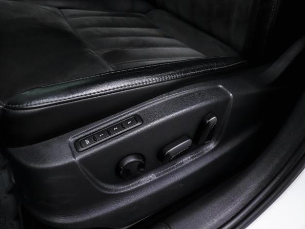Skoda Octavia III (A7) Рестайлинг с пробегом 2017 года, цена 1 780 000 рублей, 167280 км, лифтбек, Автокод Объявления