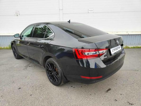 Skoda Superb III с пробегом 2016 года, цена 1 700 000 рублей, 156826 км, лифтбек, Автокод Объявления
