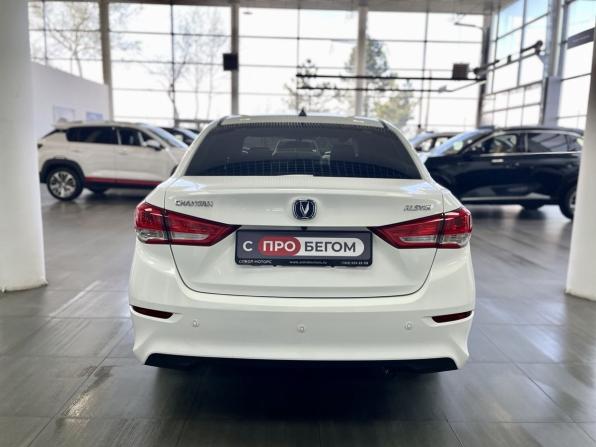 Changan Alsvin с пробегом 2023 года, цена 1 079 900 рублей, 39400 км, седан, Автокод Объявления