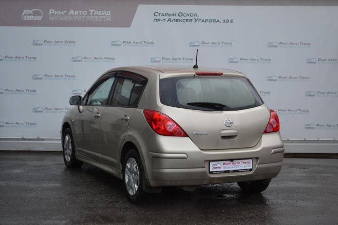 Nissan Tiida I Рестайлинг с пробегом 2013 года, цена 690 000 рублей, 210234 км, хэтчбек, Автокод Объявления