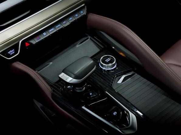 Geely Monjaro I с пробегом 2023 года, цена 2 735 000 рублей, 89462 км, внедорожник, Автокод Объявления
