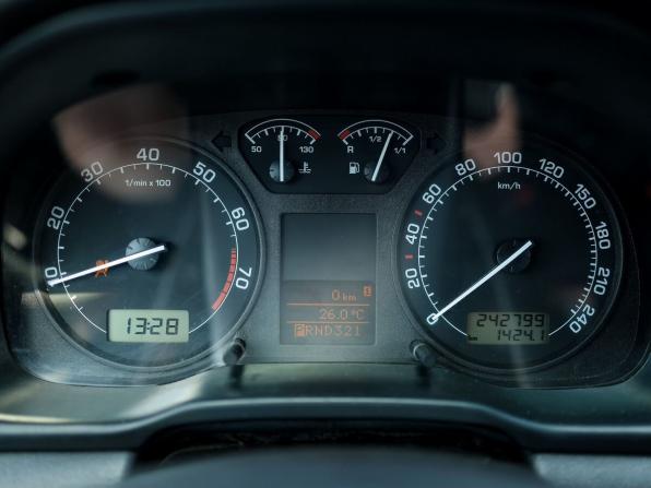 Skoda Octavia I (A4) Рестайлинг с пробегом 2001 года, цена 559 000 рублей, 242000 км, лифтбек, Автокод Объявления