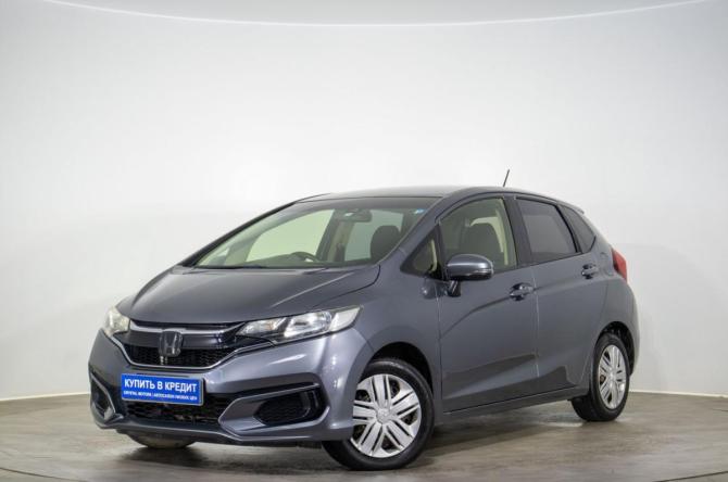 Honda Fit III Рестайлинг с пробегом 2019 года, цена 1 179 000 рублей, 131000 км, хэтчбек, Автокод Объявления