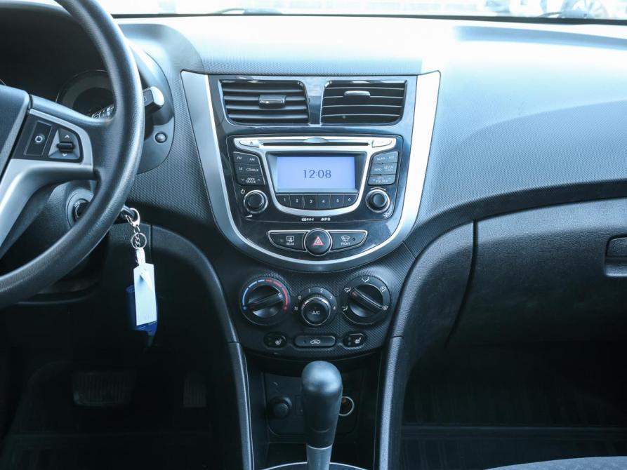 Hyundai Solaris I Москва  - изображение 14