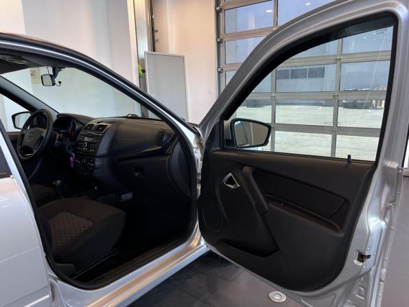Lada (ВАЗ) Granta I Рестайлинг с пробегом 2023 года, цена 800 000 рублей, 44277 км, седан, Автокод Объявления