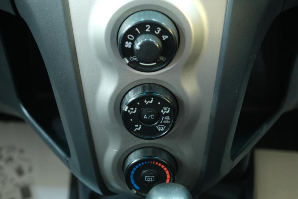 Toyota Vitz II (XP90) Омск  - изображение 15