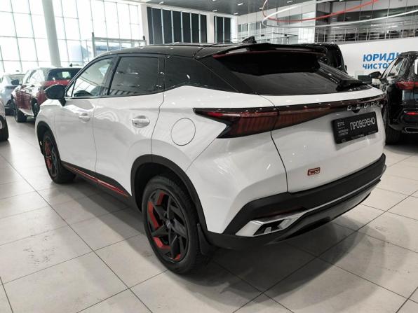 Omoda C5 I с пробегом 2023 года, цена 2 050 000 рублей, 44251 км, внедорожник, Автокод Объявления