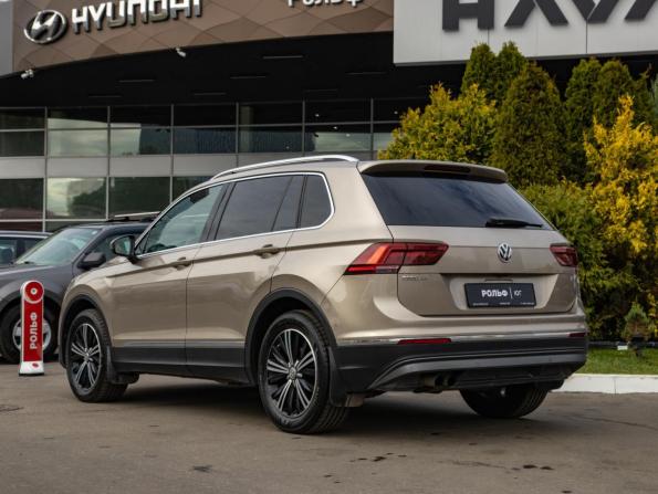 Volkswagen Tiguan II с пробегом 2017 года, цена 2 188 000 рублей, 104784 км, внедорожник, Автокод Объявления