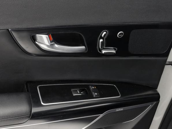 Kia Quoris I с пробегом 2013 года, цена 1 279 000 рублей, 167122 км, седан, Автокод Объявления