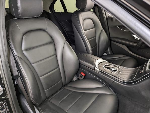 Mercedes-Benz C-Класс IV (W205) Рестайлинг с пробегом 2019 года, цена 2 766 000 рублей, 92328 км, седан, Автокод Объявления