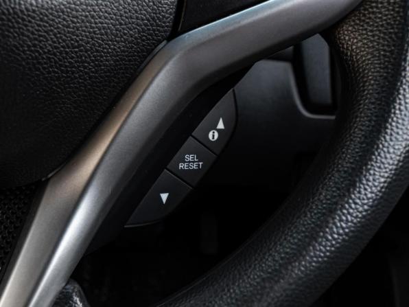 Honda Fit III Рестайлинг с пробегом 2017 года, цена 1 020 000 рублей, 166322 км, хэтчбек, Автокод Объявления