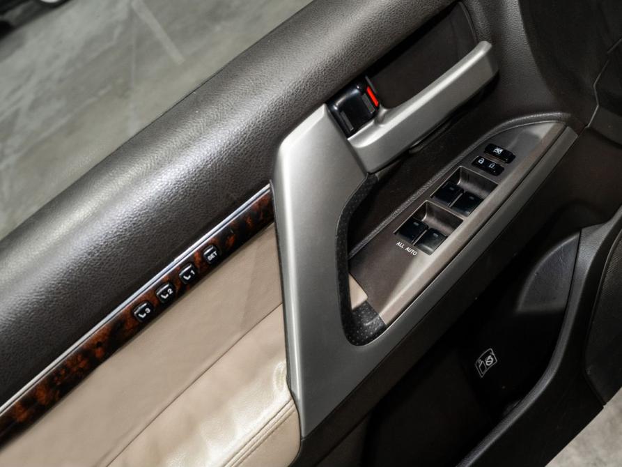 Toyota Land Cruiser 200 Series Чита  - изображение 18