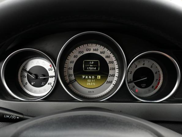 Mercedes-Benz C-Класс III (W204) Рестайлинг с пробегом 2011 года, цена 1 259 000 рублей, 173514 км, седан, Автокод Объявления