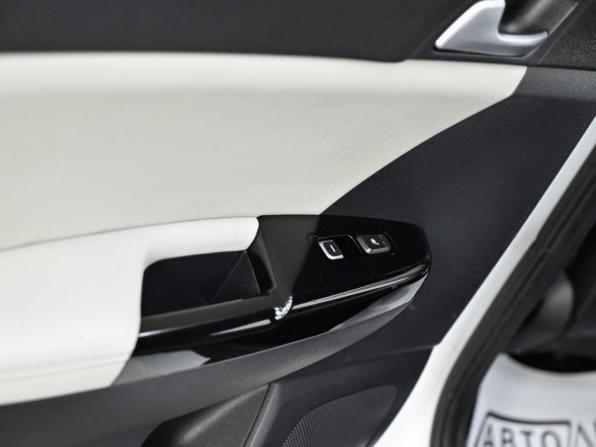 Kia Sportage IV с пробегом 2018 года, цена 1 249 000 рублей, 87037 км, внедорожник, Автокод Объявления