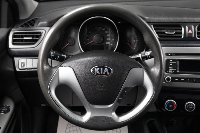Kia Rio III Рестайлинг с пробегом 2016 года, цена 899 000 рублей, 141487 км, седан, Автокод Объявления