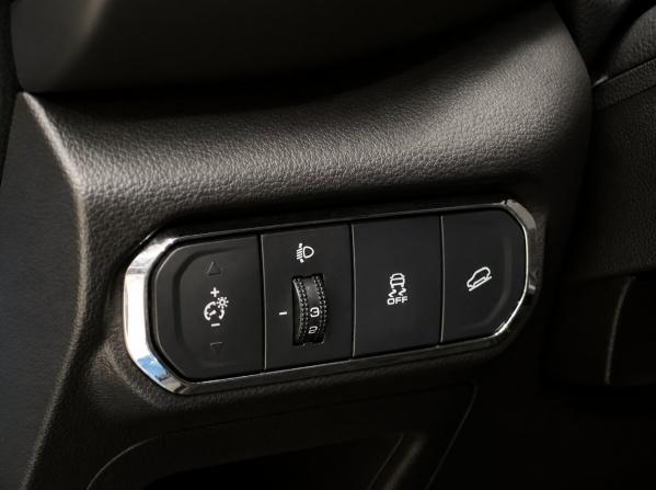 Haval Jolion I с пробегом 2021 года, цена 1 735 000 рублей, 79200 км, внедорожник, Автокод Объявления