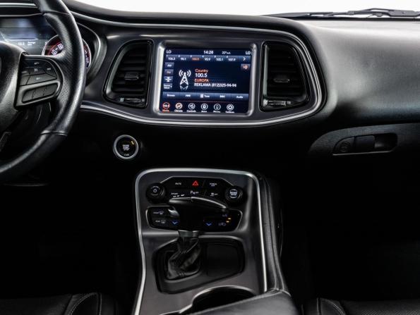 Dodge Challenger III Рестайлинг 2 с пробегом 2020 года, цена 3 685 000 рублей, 45176 км, купе, Автокод Объявления