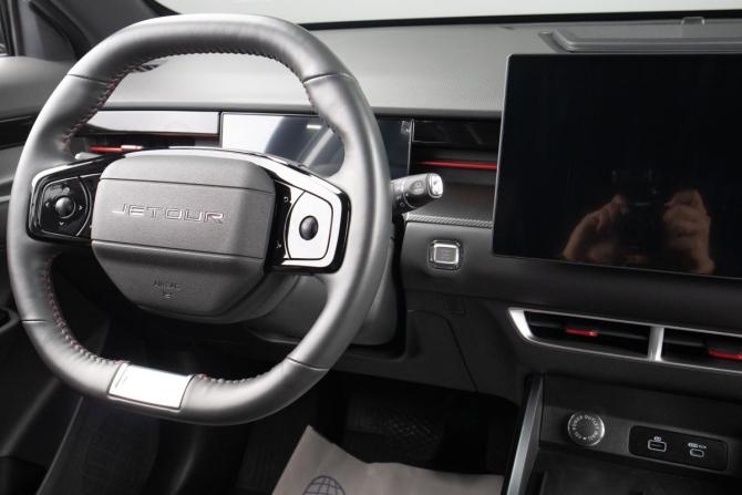 JETOUR DASHING I с пробегом 2024 года, цена 2 049 000 рублей, 12000 км, внедорожник, Автокод Объявления