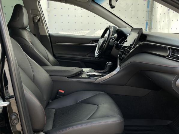 Toyota Camry VIII (XV70) Рестайлинг с пробегом 2021 года, цена 3 470 000 рублей, 50797 км, седан, Автокод Объявления