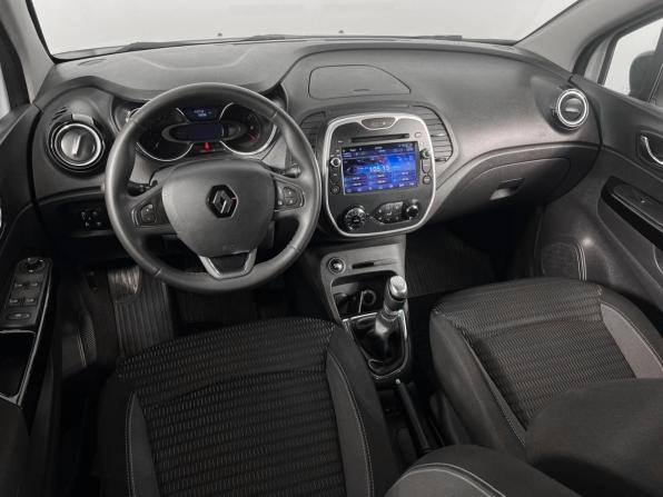 Renault Kaptur I с пробегом 2017 года, цена 1 375 000 рублей, 143742 км, внедорожник, Автокод Объявления