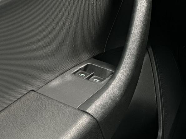 Skoda Rapid I с пробегом 2014 года, цена 965 000 рублей, 150100 км, лифтбек, Автокод Объявления