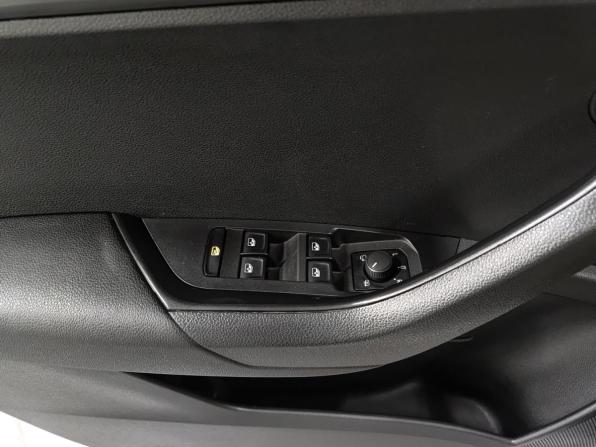 Skoda Karoq I с пробегом 2019 года, цена 2 199 000 рублей, 41160 км, внедорожник, Автокод Объявления