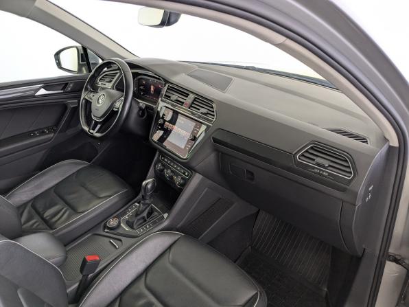 Volkswagen Tiguan II с пробегом 2020 года, цена 2 745 000 рублей, 146873 км, внедорожник, Автокод Объявления