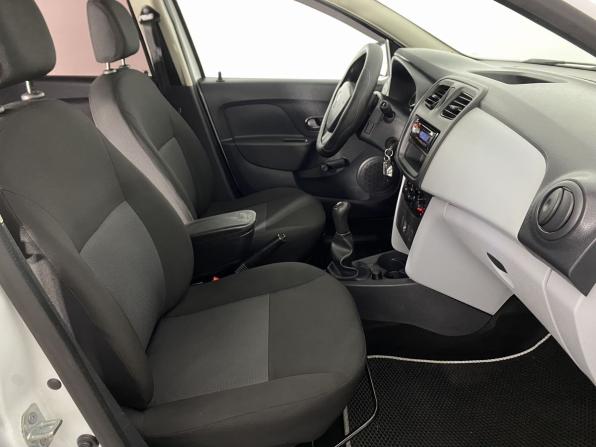 Renault Logan II с пробегом 2014 года, цена 595 000 рублей, 133437 км, седан, Автокод Объявления
