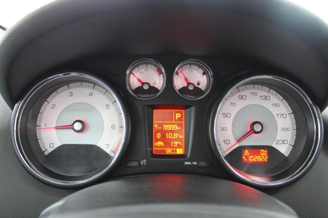 Peugeot 308 I с пробегом 2008 года, цена 370 000 рублей, 102000 км, хэтчбек, Автокод Объявления