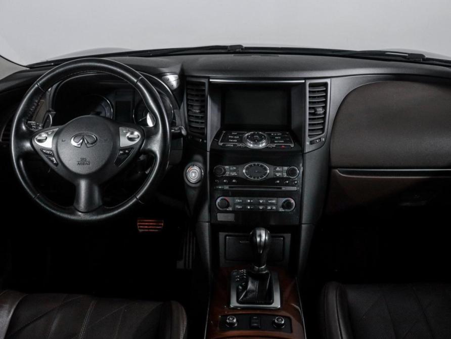 Infiniti QX70 Москва  - изображение 12