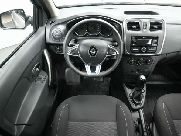 Renault Sandero II Рестайлинг с пробегом 2018 года, цена 1 229 900 рублей, 96000 км, хэтчбек, Автокод Объявления