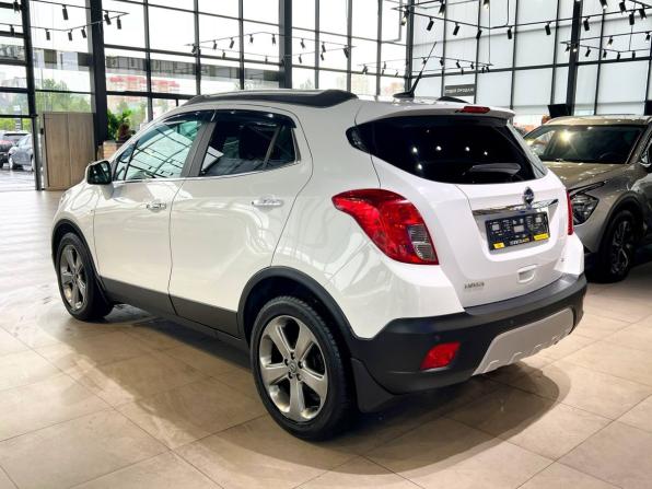 Opel Mokka I с пробегом 2013 года, цена 1 350 000 рублей, 133115 км, внедорожник, Автокод Объявления