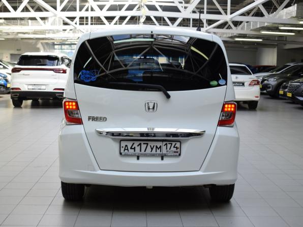 Honda Freed I Рестайлинг 2 с пробегом 2014 года, цена 985 000 рублей, 174605 км, компактвэн, Автокод Объявления
