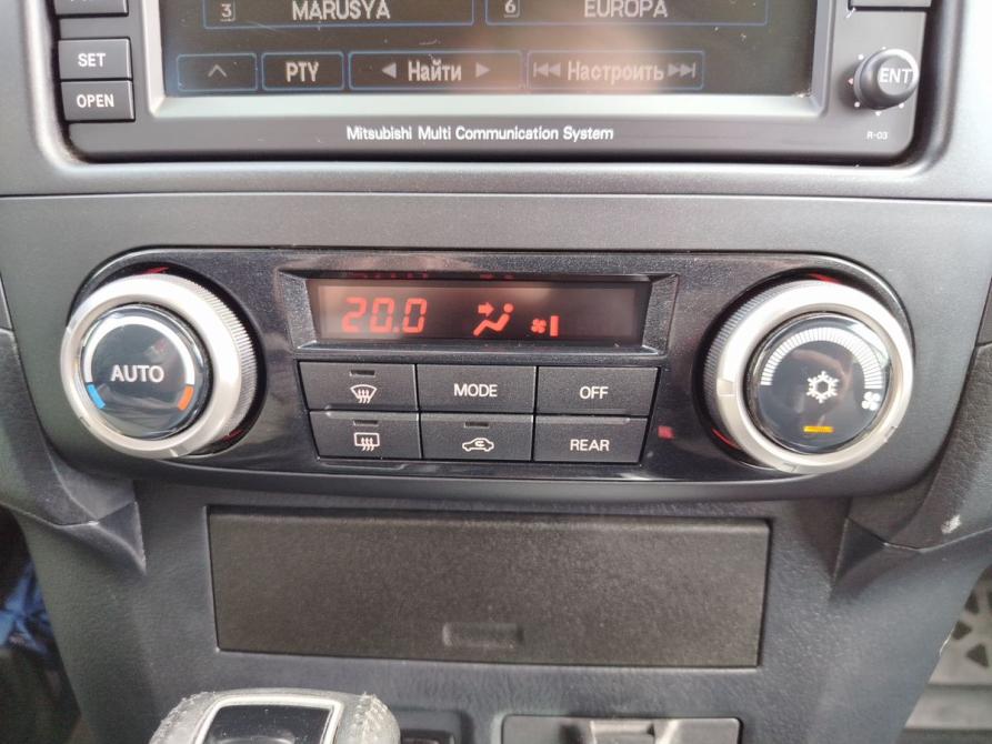 Mitsubishi Pajero IV Рестайлинг 1 Ярославль  - изображение 18
